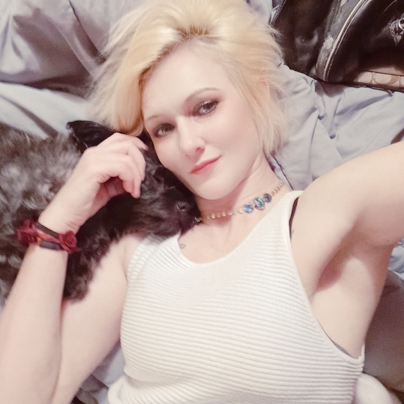 Meet your Posher, Lorica - Picture 2 of 6